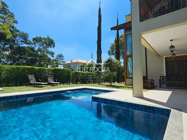Casa com 751m² 4 quartos e 7 banheiros, à venda, no bairro Jardim Indaiá em Embu das Artes