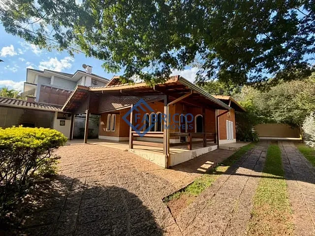 Casa com 800m² 3 quartos e 5 banheiros, para alugar, no bairro Marambaia em Vinhedo
