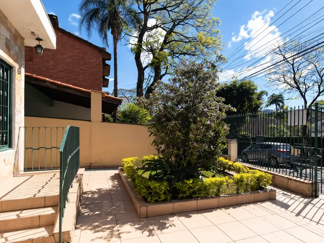 Casa 3 quartos e 2 banheiros, à venda ou para alugar, no bairro Tremembé em São Paulo