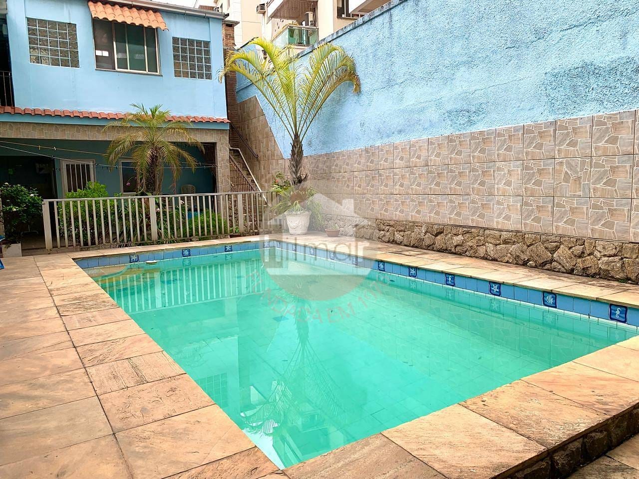 Casa, 3 quartos, 286 m² - Foto 1