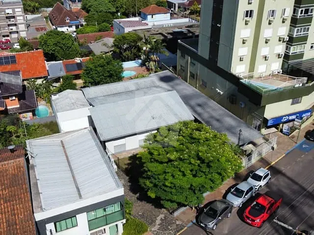 Casa com 199m² 3 quartos e 1 banheiro, à venda, no bairro Languiru em Teutônia