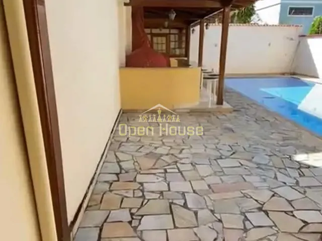 Casa 6 quartos e 7 banheiros, à venda, no bairro Torres Homem em Valença