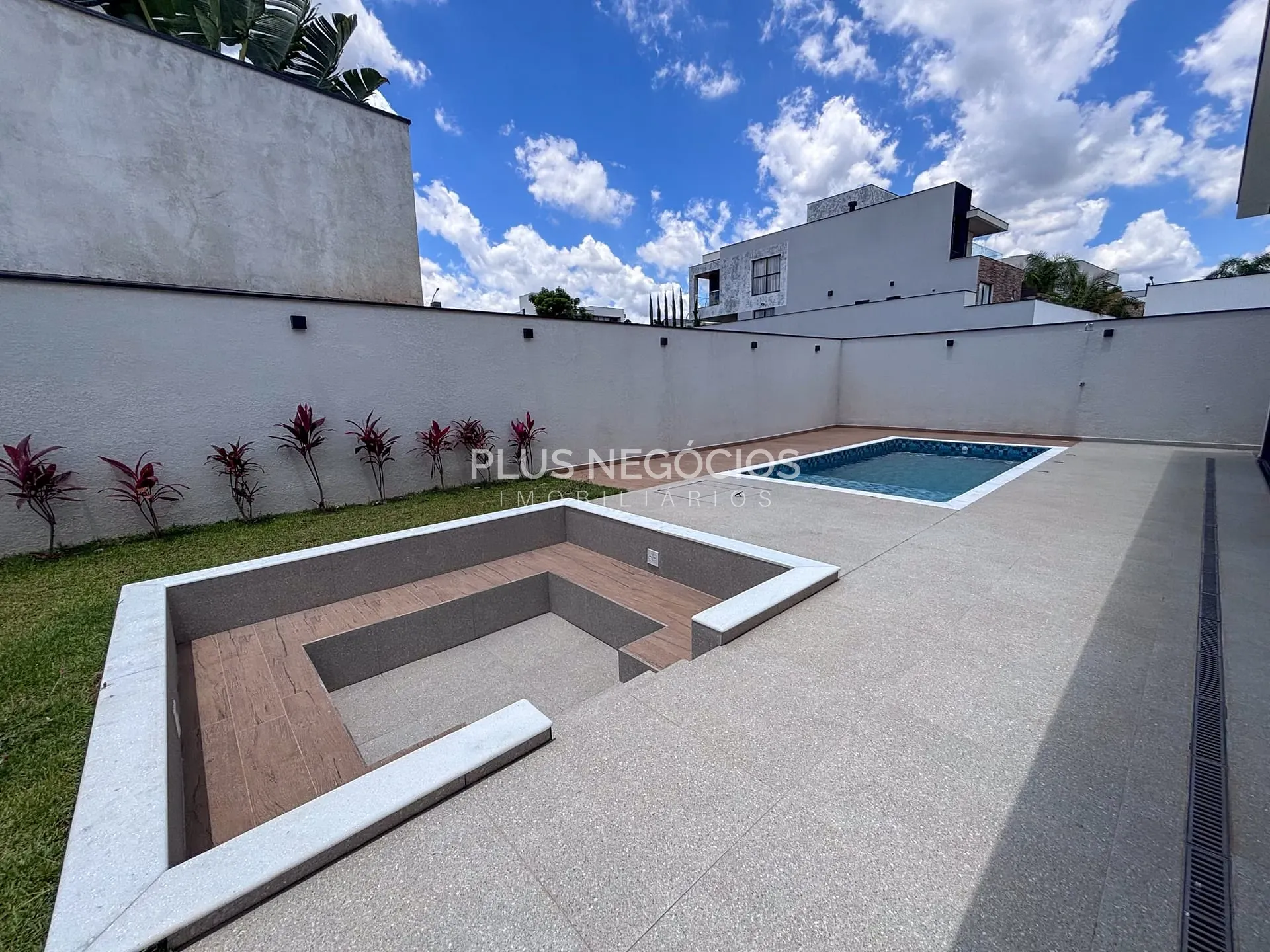 Casa, 3 quartos, 270 m² - Foto 9