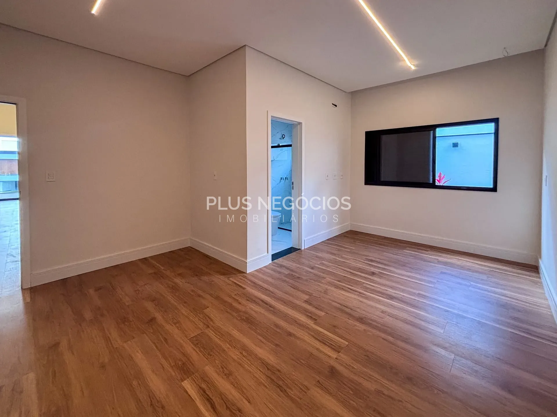 Casa, 3 quartos, 270 m² - Foto 18