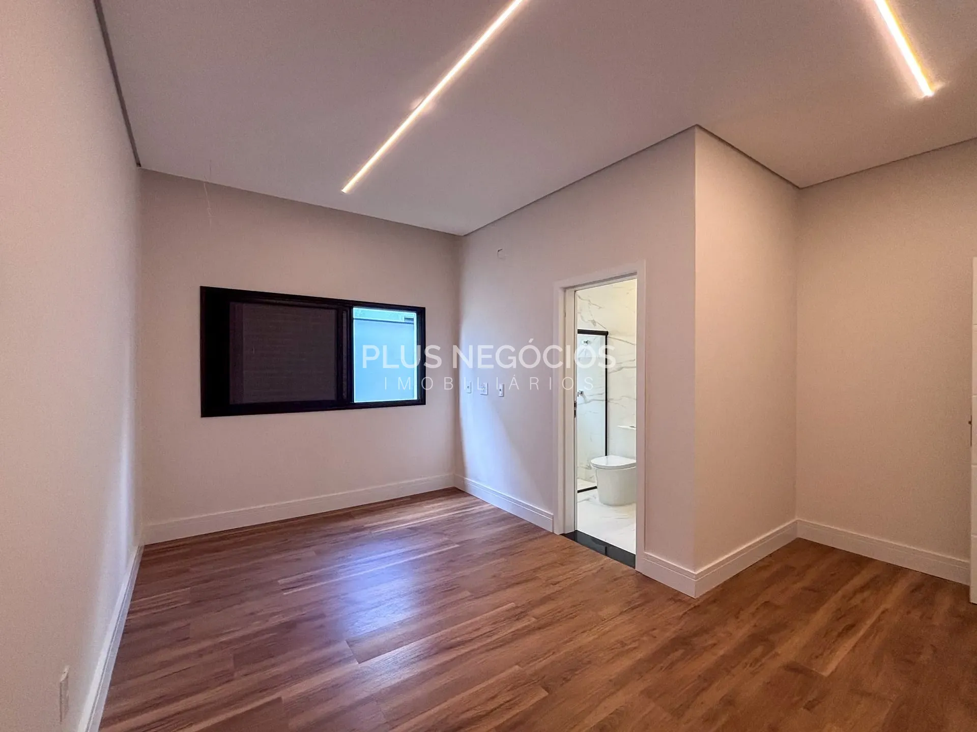 Casa, 3 quartos, 270 m² - Foto 22