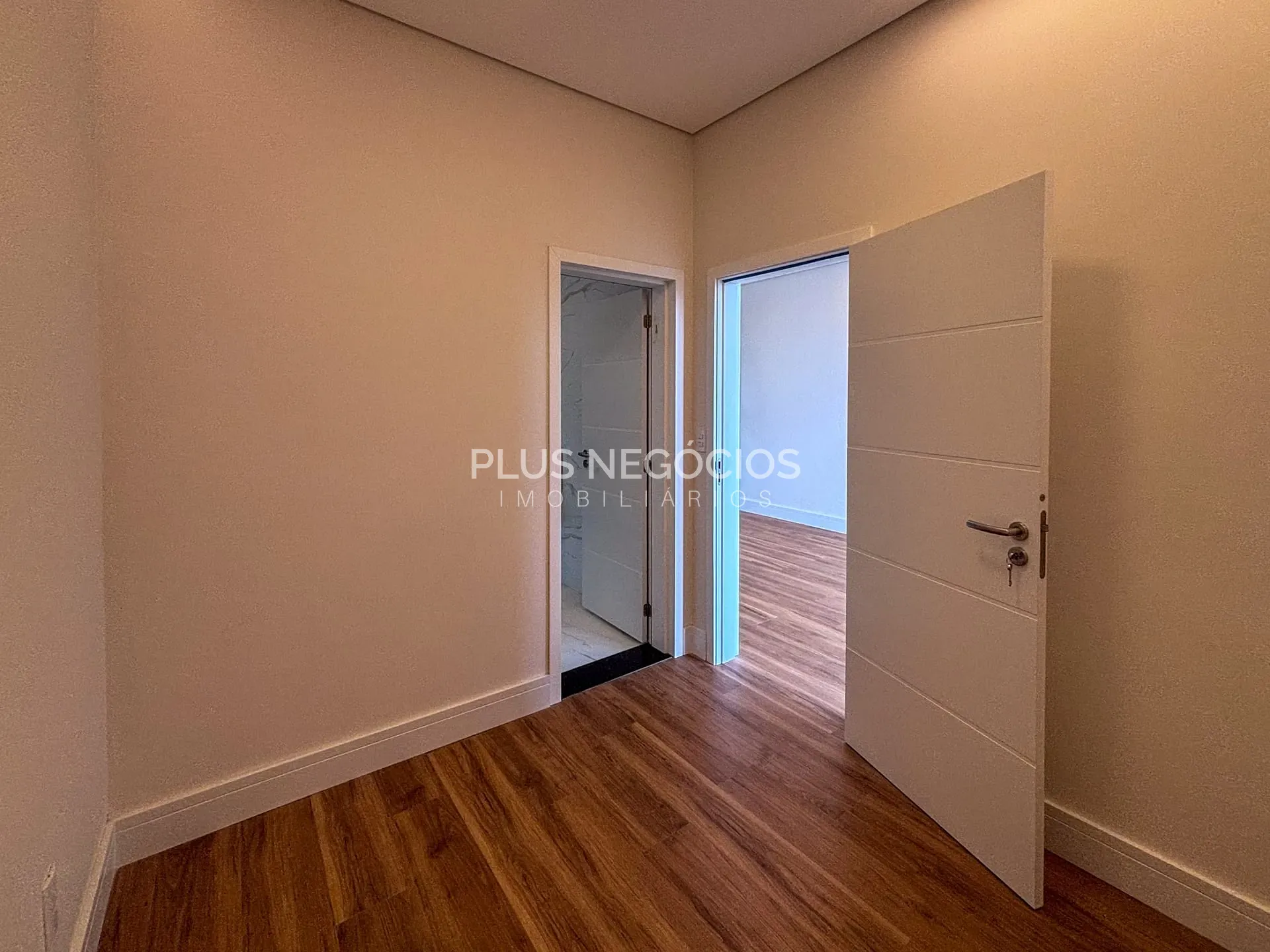 Casa, 3 quartos, 270 m² - Foto 29