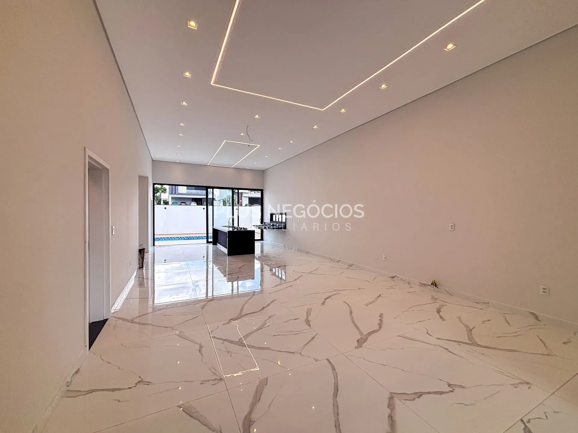 Casa, 3 quartos, 270 m² - Foto 34