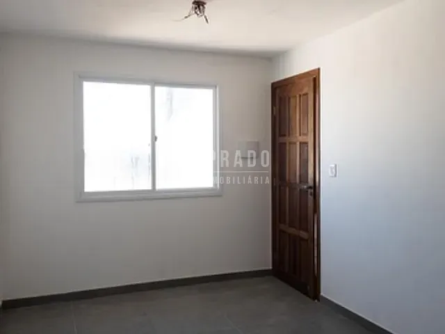 Casa com 150m² 2 quartos e 1 banheiro, à venda, no bairro Jardim de Ala em Pelotas