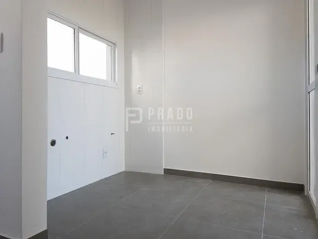 Casa com 150m² 2 quartos e 1 banheiro, à venda, no bairro Jardim de Ala em Pelotas