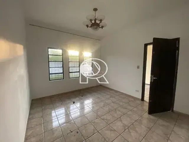 Casa com 236m² 3 quartos e 1 banheiro, à venda, no bairro Jardim America em Registro