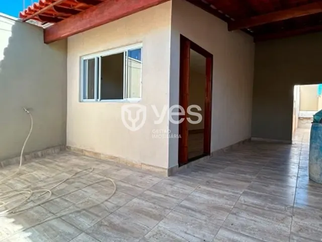 Casa com 240m² 2 quartos e 2 banheiros, à venda, no bairro max neuman 2 em Araxá