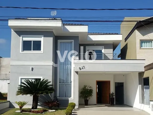 Casa com 250m² 4 quartos e 5 banheiros, à venda, no bairro Piracangaguá em Taubaté