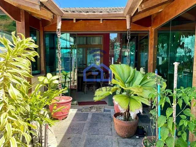 Casa com 414m² 4 quartos e 5 banheiros, à venda, no bairro Prainha em Caraguatatuba