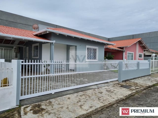 Casa com 282m² 3 quartos e 2 banheiros, à venda, no bairro Centro em Penha