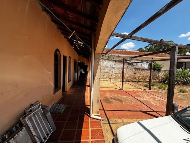 Casa com 360m² 1 quarto e 1 banheiro, à venda, no bairro Jardim XI de Agosto em Tatuí