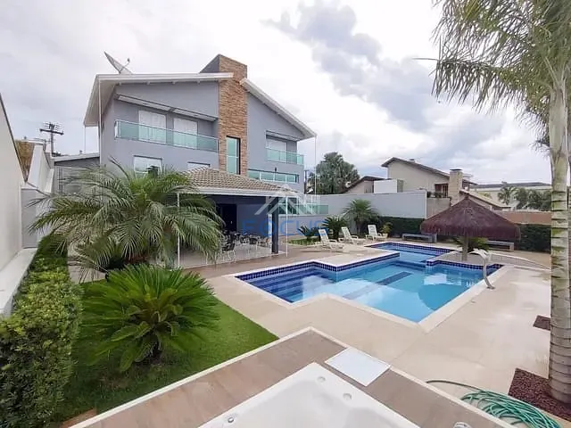 Casa com 830m² 4 quartos e 4 banheiros, à venda, no bairro Jundiaí Mirim em Jundiaí