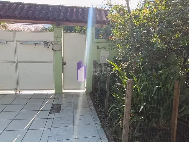 Casa com 180m² 3 quartos e 2 banheiros, à venda, no bairro Piratininga em Niterói