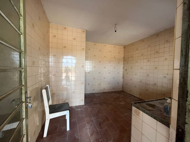 Casa com 250m² 2 quartos e 1 banheiro, à venda, no bairro Parque Valença II em Campinas