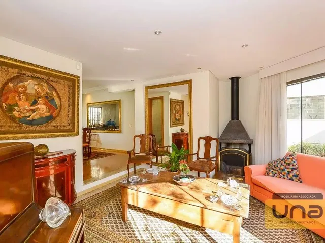 Casa com 432m² 5 quartos e 5 banheiros, à venda, no bairro Campo Comprido em Curitiba