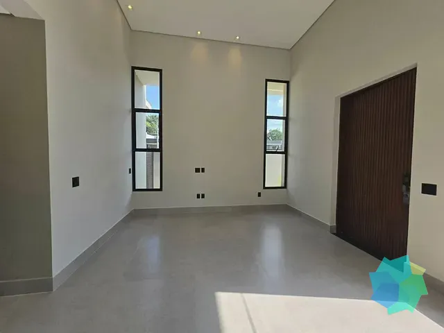 Casa com 469m² 3 quartos e 3 banheiros, à venda, no bairro Portal dos Bandeirantes em Salto