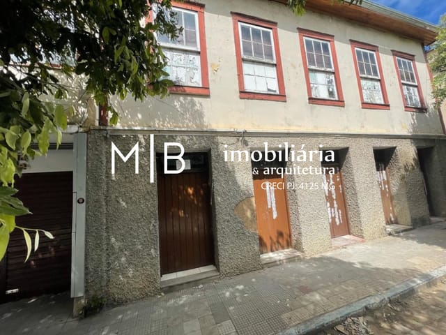 Casa à venda, no bairro CENTRO em CATAGUASES