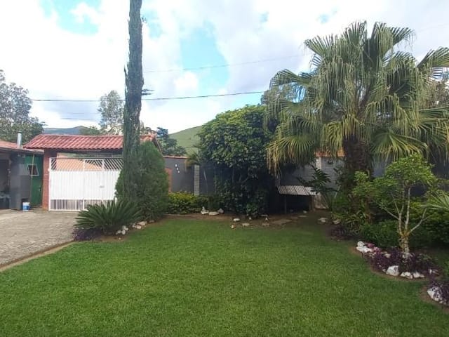 Foto do Casa - Casa à venda 3 Quartos, 2 Vagas, 600M², São Pedro, Itajubá - MG | MOHALLEM e LOPES CORRETAGEM E ADMINISTRACAO DE IMOVEIS LTDA