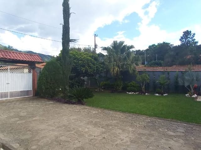 Foto do Casa - Casa à venda 3 Quartos, 2 Vagas, 600M², São Pedro, Itajubá - MG | MOHALLEM e LOPES CORRETAGEM E ADMINISTRACAO DE IMOVEIS LTDA