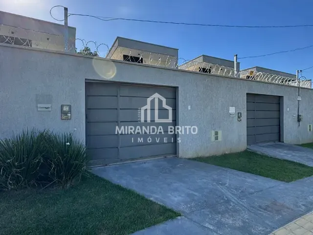 Casa 2 quartos e 2 banheiros, à venda, no bairro Pontal Sul - Acréscimo em Aparecida de Goiânia