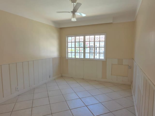 Casa 3 quartos e 2 banheiros, para alugar, no bairro Bosque Beira Rio em Rio das Ostras
