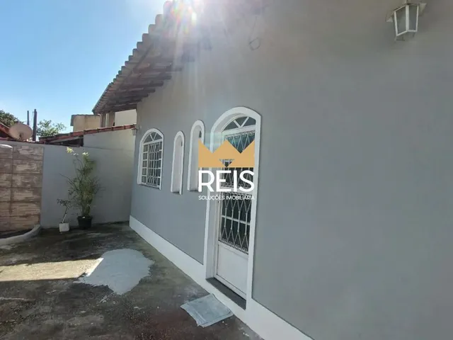 Casa 2 quartos e 1 banheiro, à venda ou para alugar, no bairro Campo Grande em Rio de Janeiro