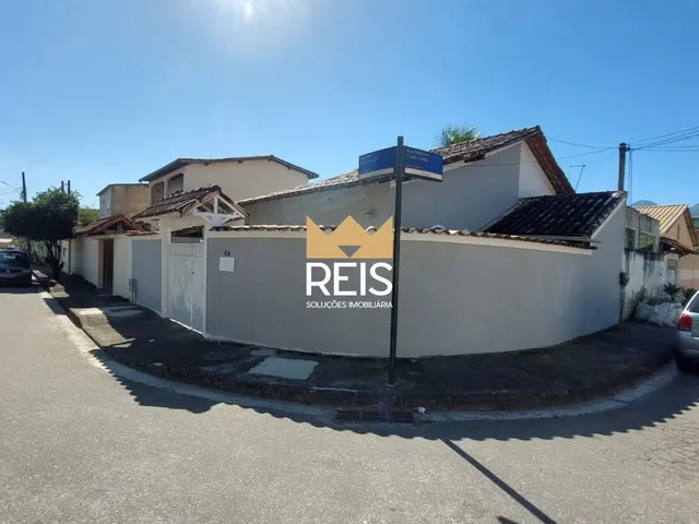 Casa 2 quartos e 1 banheiro, à venda ou para alugar, no bairro Campo Grande em Rio de Janeiro