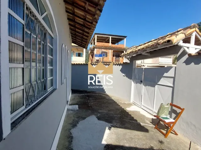 Casa 2 quartos e 1 banheiro, à venda ou para alugar, no bairro Campo Grande em Rio de Janeiro