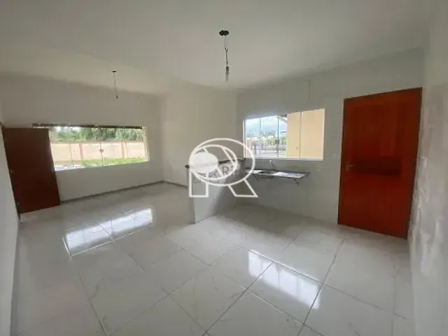 Casa com 450m² 3 quartos e 3 banheiros, para alugar, no bairro Centro em Registro