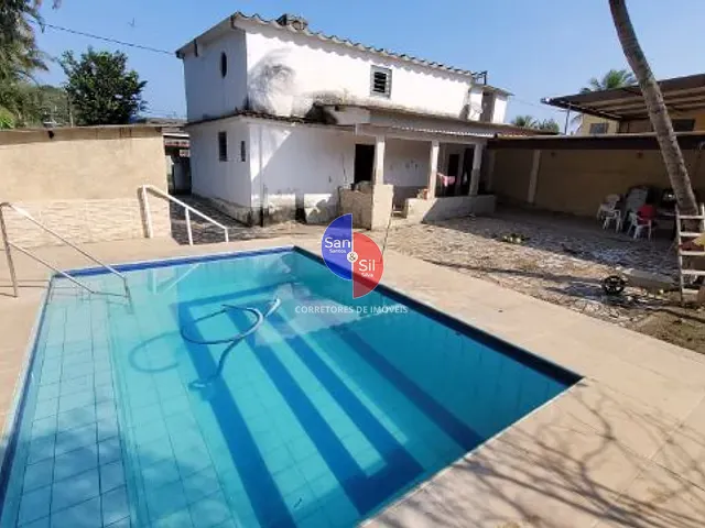 Casa 5 quartos e 2 banheiros, à venda, no bairro Praia do Imperador  (Praia de Mauá) em Magé