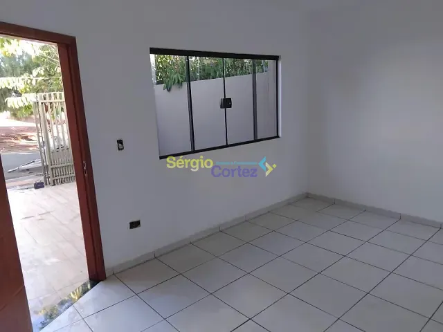 Casa com 125m² 3 quartos e 1 banheiro, à venda, no bairro Jardim Pequena Londres em Londrina
