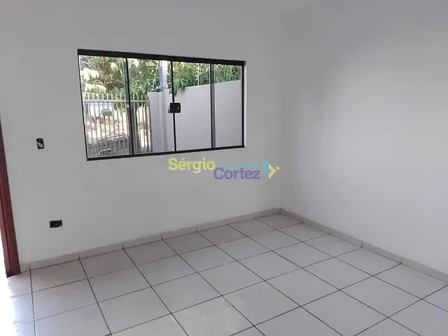 Casa com 125m² 3 quartos e 1 banheiro, à venda, no bairro Jardim Pequena Londres em Londrina