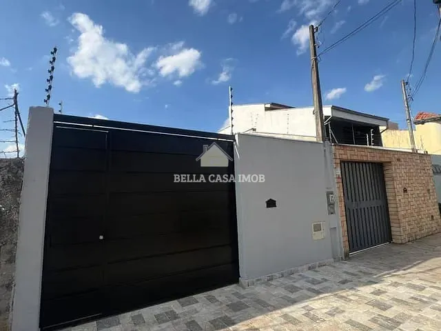 Casa com 200m² 2 quartos e 3 banheiros, à venda, no bairro Vila Guimarães em Sorocaba