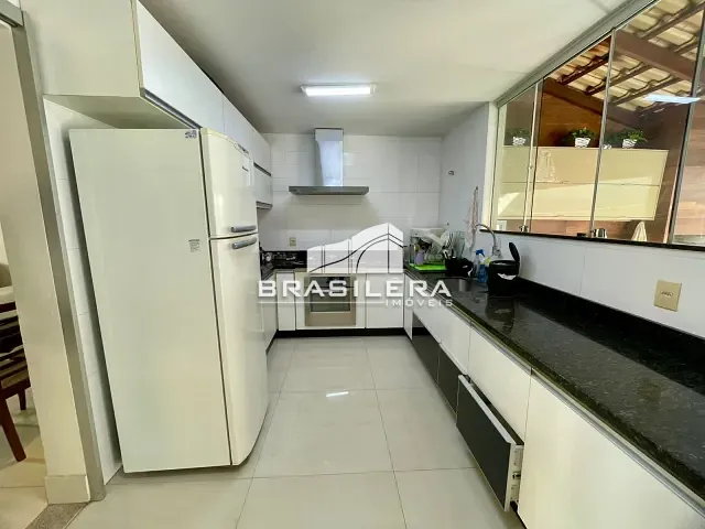 Casa 3 quartos e 2 banheiros, à venda, no bairro Anhangüera em Goiânia