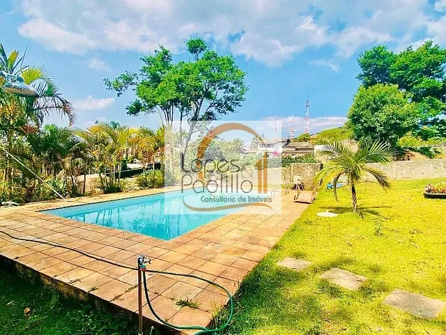 Casa com 1791m² 4 quartos e 3 banheiros, à venda, no bairro Panorama Parque Residencial em Atibaia