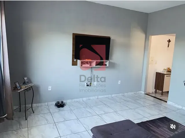 Casa 1 quarto e 1 banheiro, à venda, no bairro Jardim São Valentim em Pirassununga