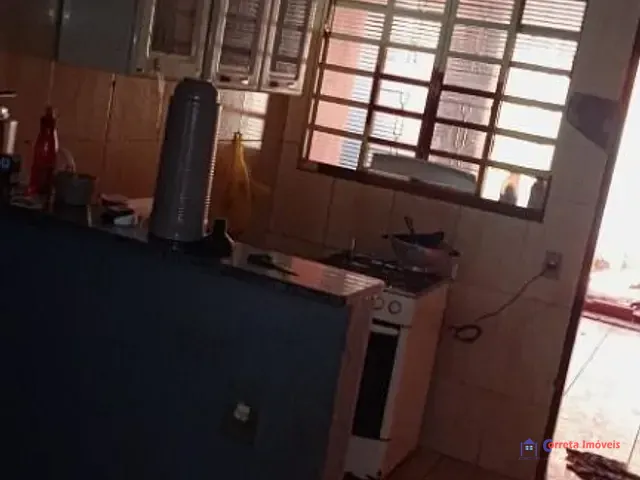 Casa à venda, no bairro Centro em Três Lagoas