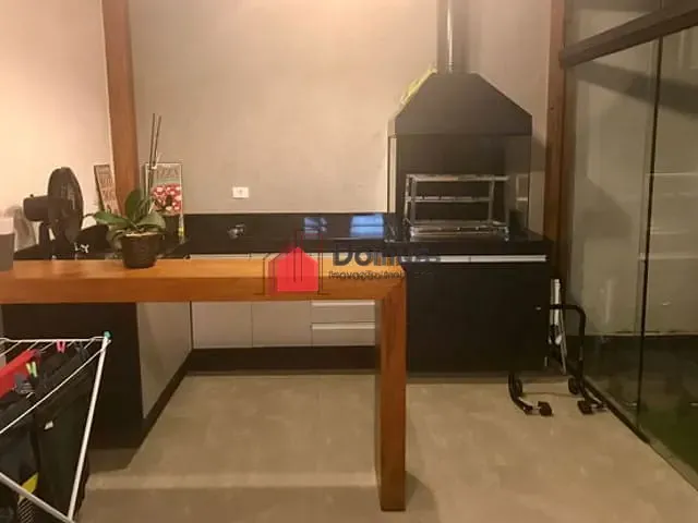 Casa à venda, no bairro Jardim Cristina em Pindamonhangaba