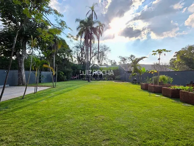 Casa com 1800m² 4 quartos e 9 banheiros, à venda, no bairro São Paulo II em Cotia