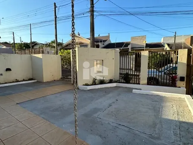 Casa com 328m² 3 quartos e 2 banheiros, à venda, no bairro Centro em Rolândia