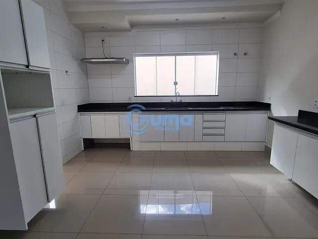 Casa com 300m² 3 quartos e 3 banheiros, à venda, no bairro Condomínio Residencial Sunset Village em Bragança Paulista