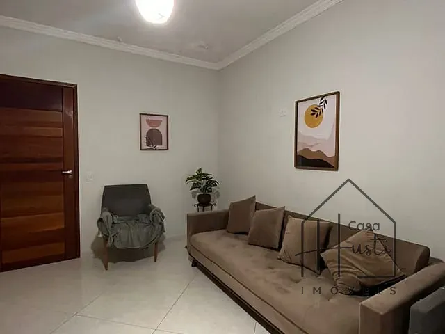 Casa com 250m² 2 quartos e 3 banheiros, à venda, no bairro Chácara Roselândia em Cotia