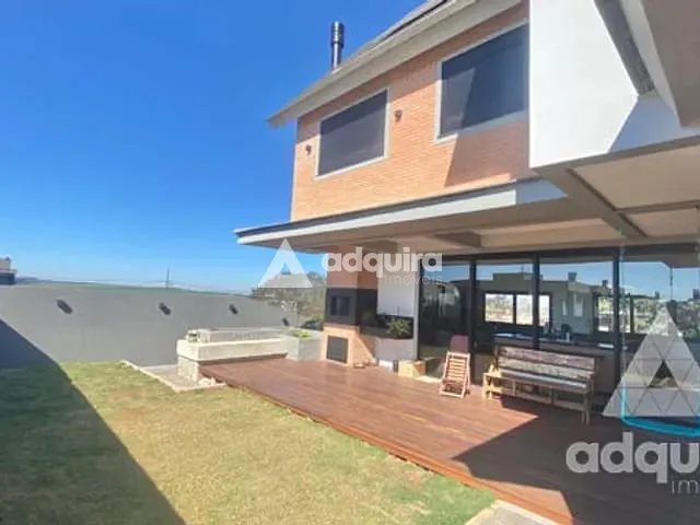 Casa com 315m² 4 quartos e 5 banheiros, à venda, no bairro Jardim Carvalho em Ponta Grossa