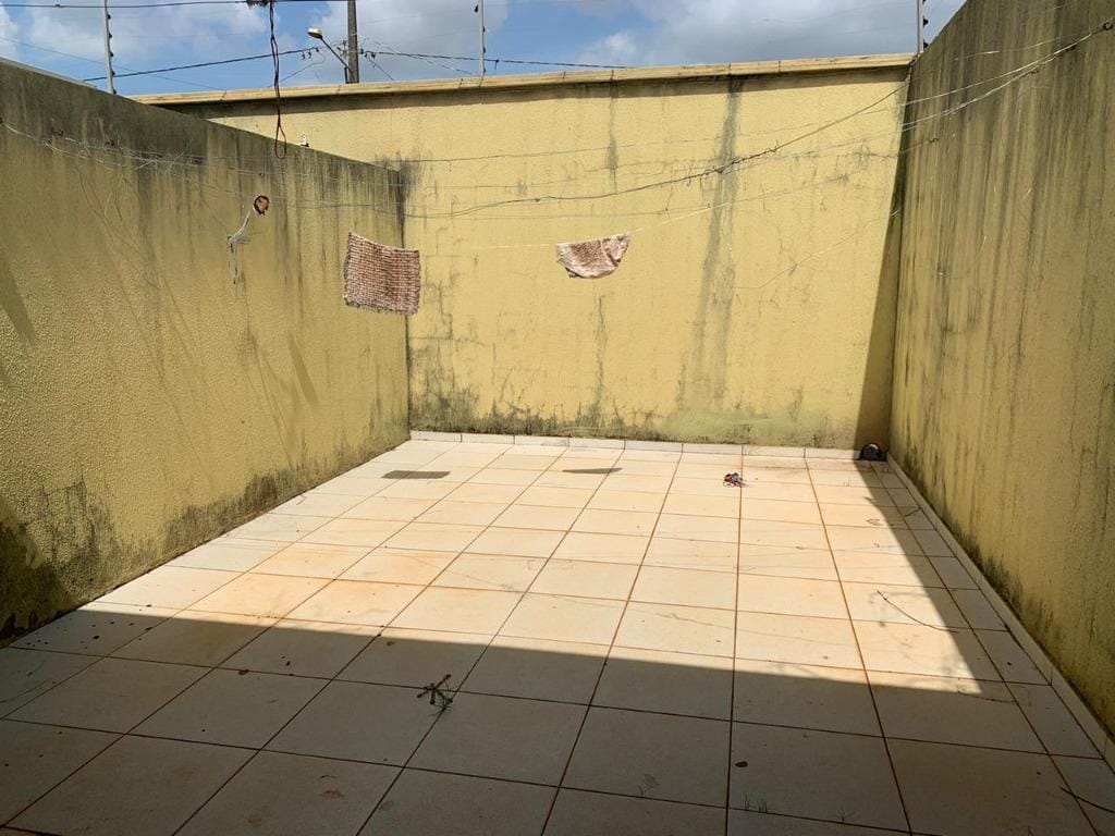 Casa à venda e aluguel com 2 quartos, 200m² - Foto 16