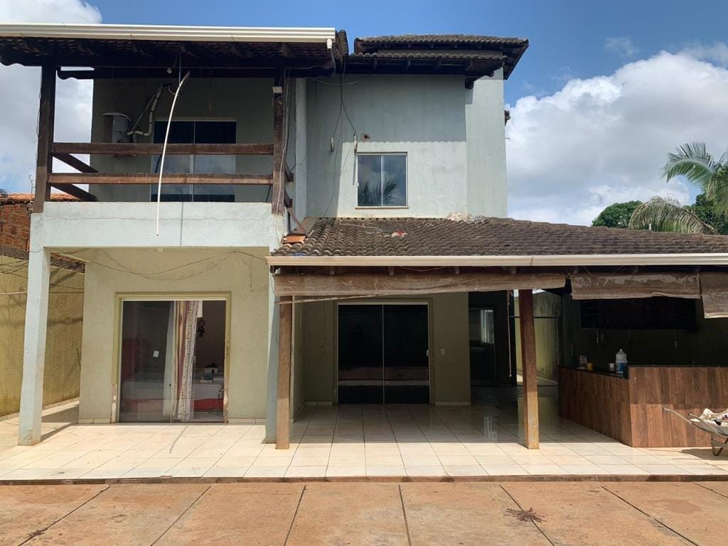 Casa à venda e aluguel com 2 quartos, 200m² - Foto 14