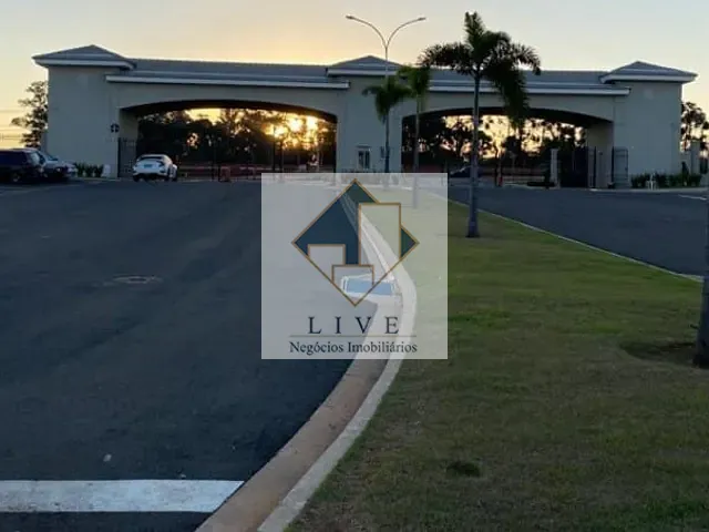 Casa com 300m² 3 quartos e 4 banheiros, à venda, no bairro Engenho Velho em Nova Odessa